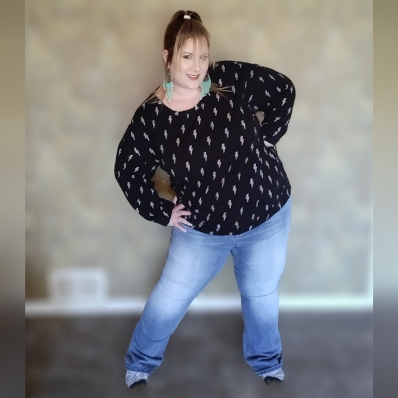 Plus Size Clothing, Jewelry & Accessories - Picture 3 of 5